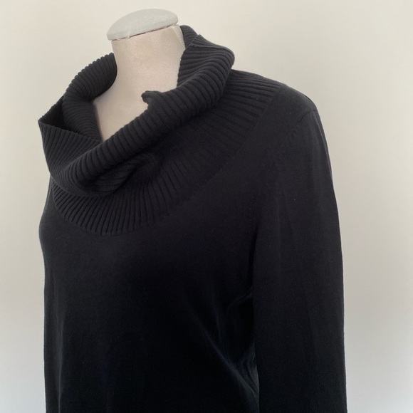 NEW Esprit turtleneck - Picture 2 of 4